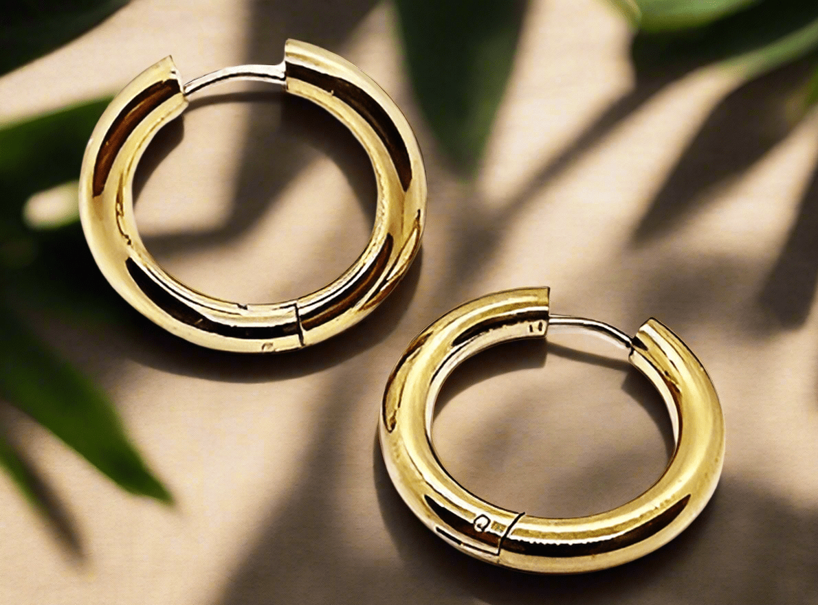 Huggie Hoop Earrings ilaments Jewelry