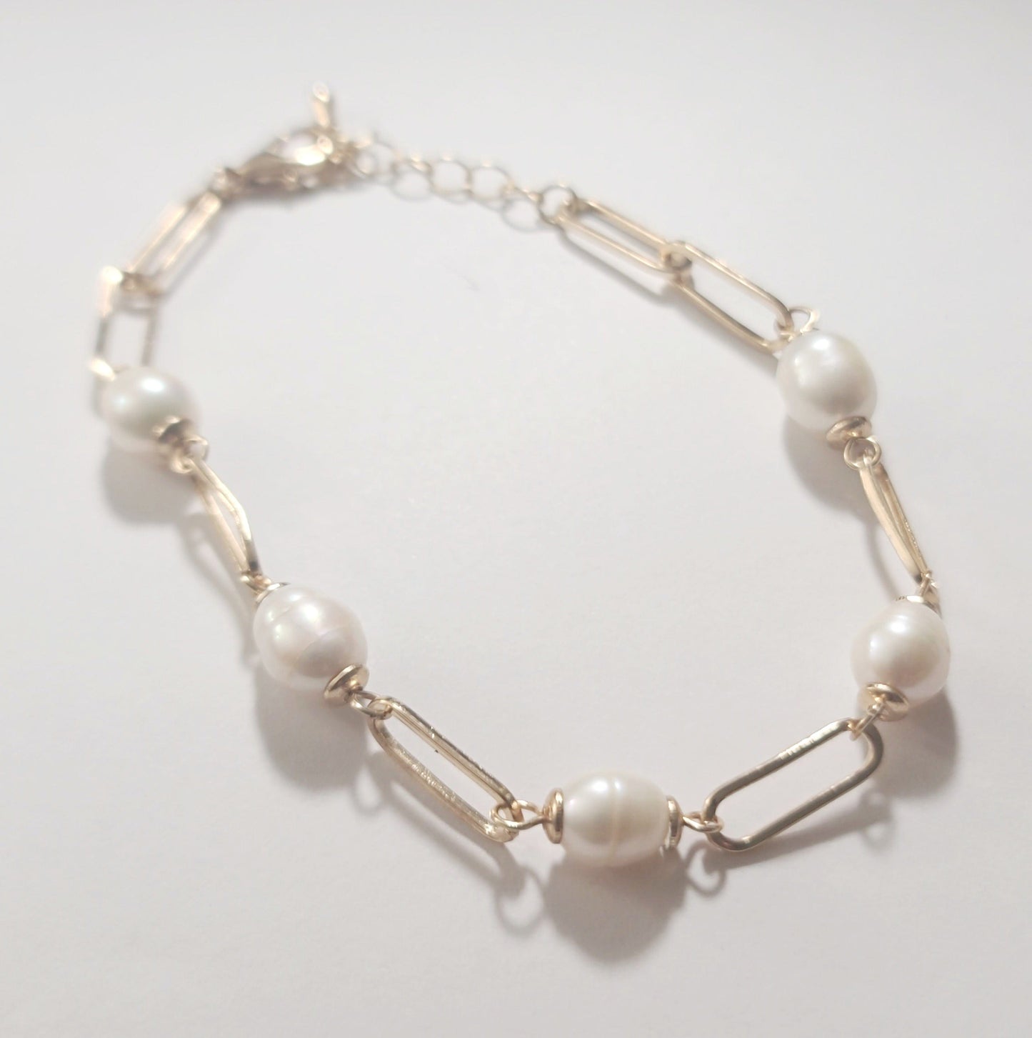 Pearl Paperlink Bracelet ilaments Jewelry