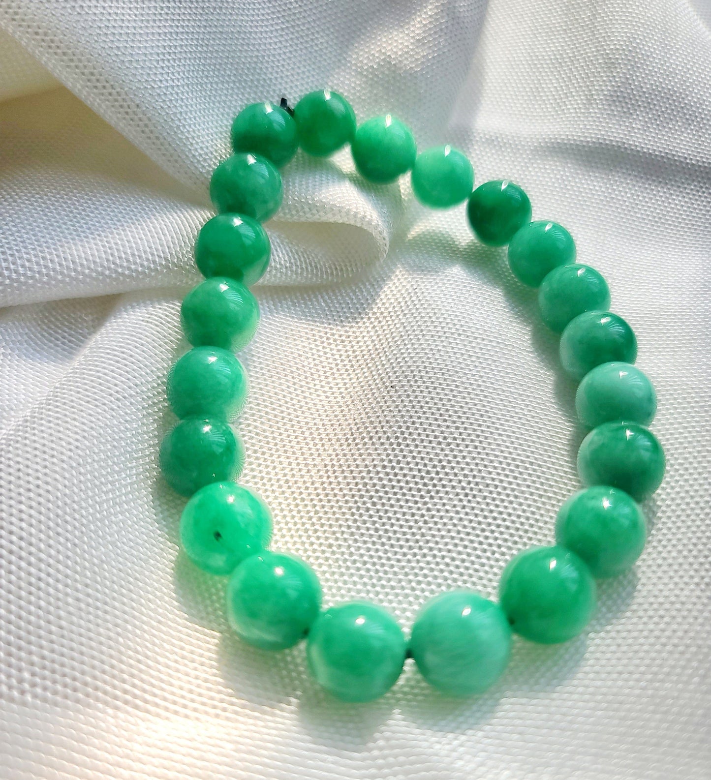 Green Jade Bracelet ilaments Jewelry