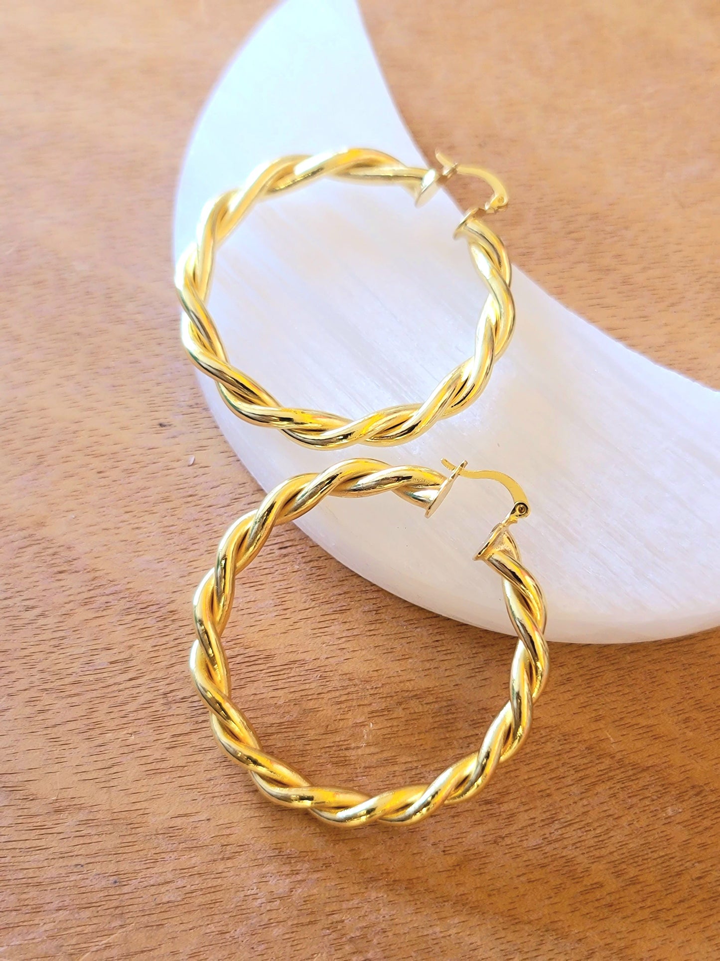 Twist Gold Hoop Earrings ilaments Jewelry