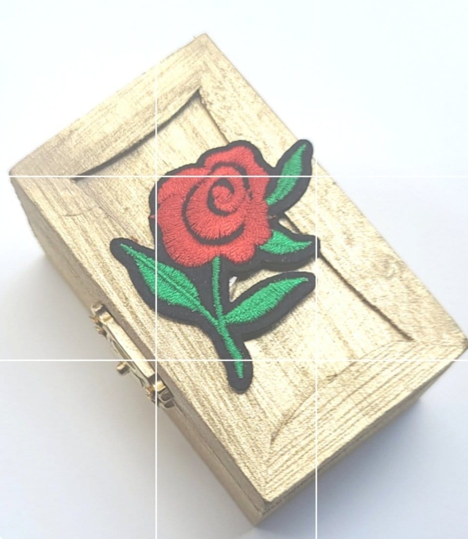 Mini Rose Jewelry Box ilaments Jewelry